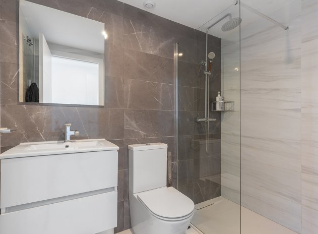 Herverkoop - Appartement - Torrevieja - Punta Prima