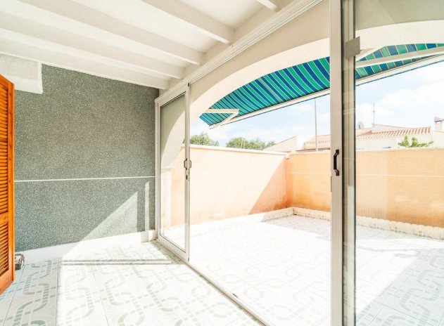 Herverkoop - Rijwoning - Torrevieja - La Siesta