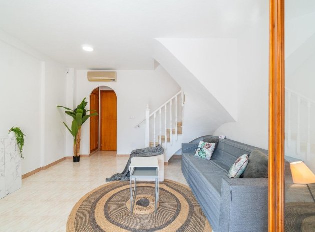 Herverkoop - Rijwoning - Torrevieja - La Siesta