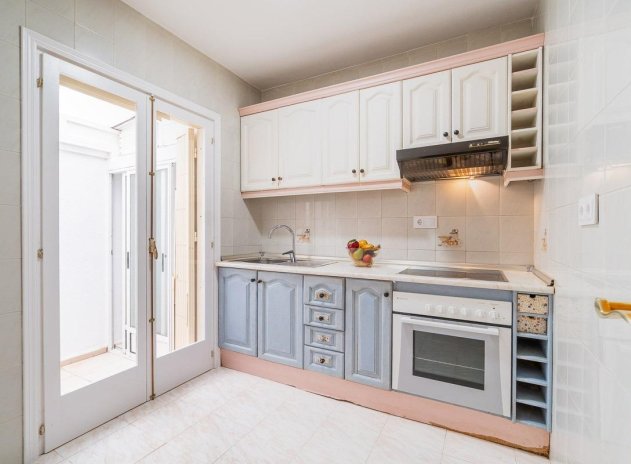 Herverkoop - Rijwoning - Torrevieja - La Siesta