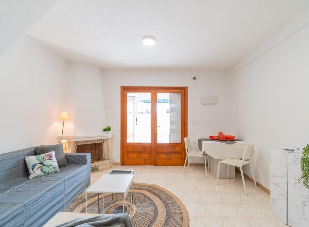 Herverkoop - Rijwoning - Torrevieja - La Siesta