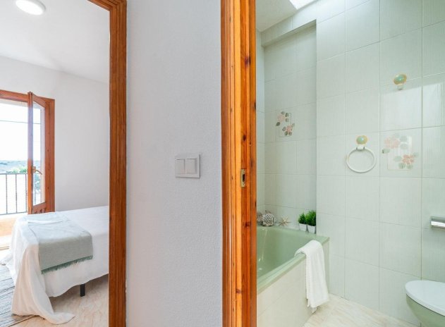 Herverkoop - Rijwoning - Torrevieja - La Siesta