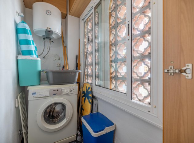 Herverkoop - Apartment / Duplex - Torrevieja - Acequion