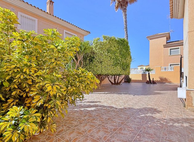 Herverkoop - Villa - Orihuela - Orihuela Costa