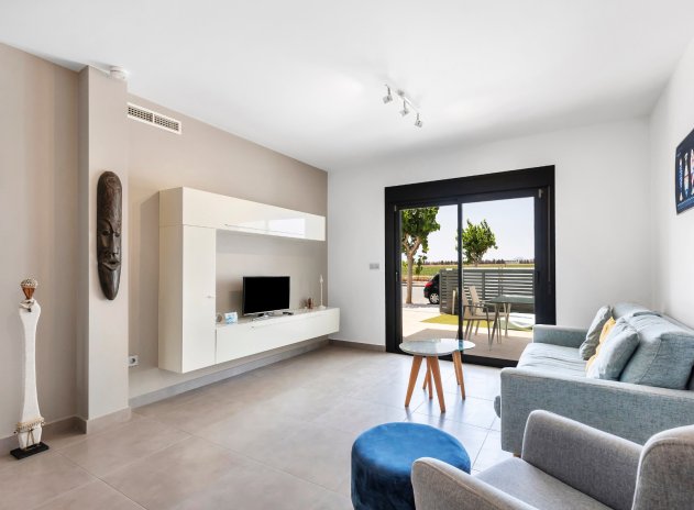 Resale - Apartment / Flat * - Pilar de la Horadada *