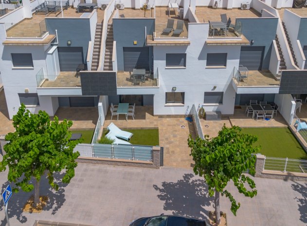 Resale - Apartment / Flat * - Pilar de la Horadada *