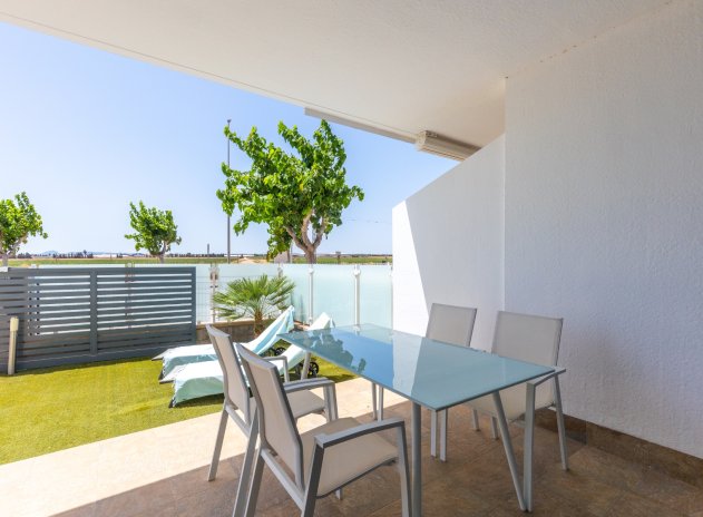 Resale - Apartment / Flat * - Pilar de la Horadada *