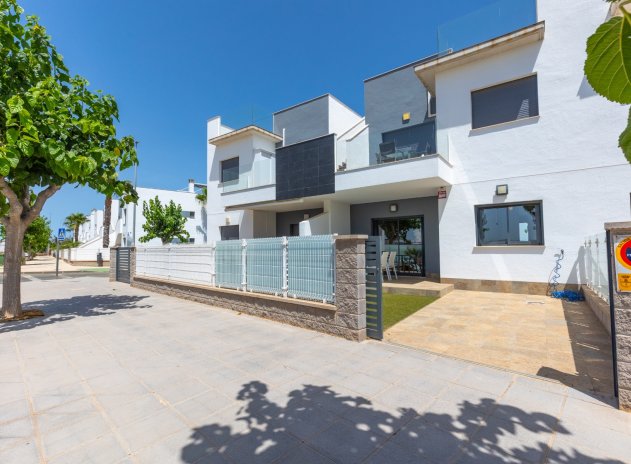 Resale - Apartment / Flat * - Pilar de la Horadada *