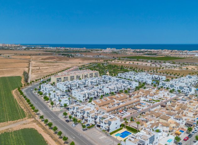 Resale - Apartment / Flat * - Pilar de la Horadada *