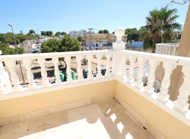 Herverkoop - Villa - Orihuela Costa - Las Filipinas