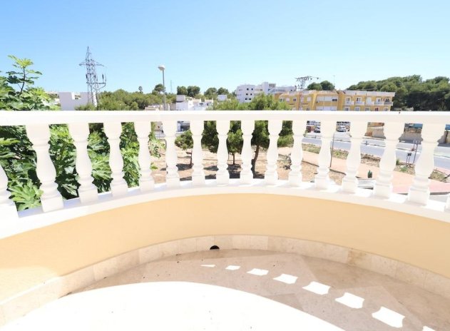 Herverkoop - Villa - Orihuela Costa - Las Filipinas