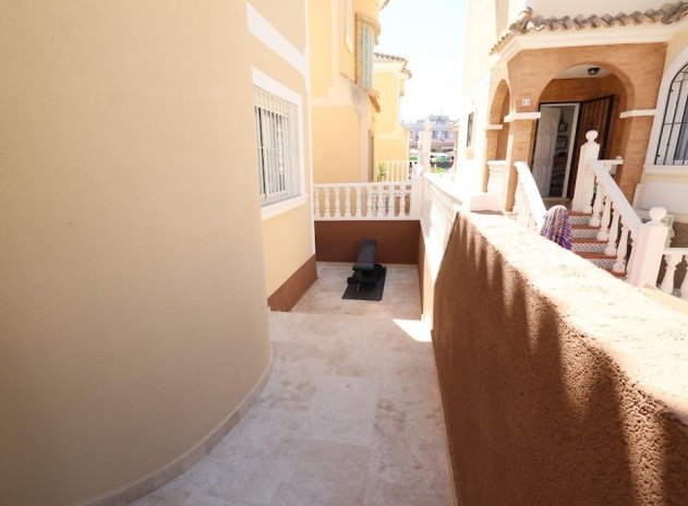 Herverkoop - Villa - Orihuela Costa - Las Filipinas