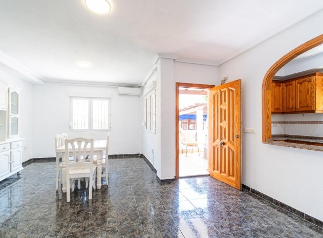Herverkoop - Villa - Orihuela Costa - Playa Flamenca