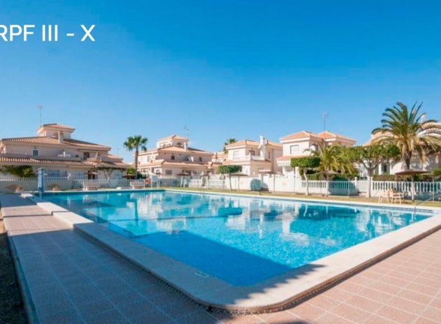 Herverkoop - Villa - Orihuela Costa - Playa Flamenca