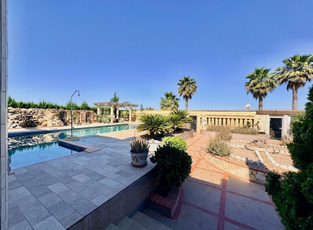 Herverkoop - Finca / Plattelands Woning - San Fulgencio - La Marina