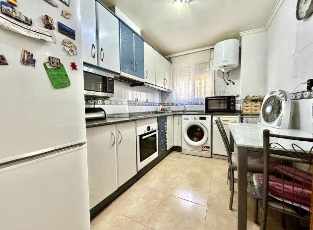 Resale - Apartment / Flat * - Torremendo *