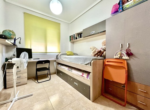 Resale - Apartment / Flat * - Torremendo *