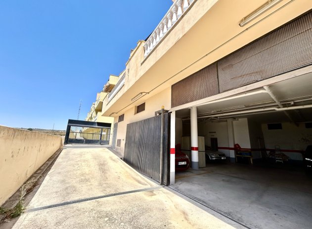 Resale - Apartment / Flat * - Torremendo *