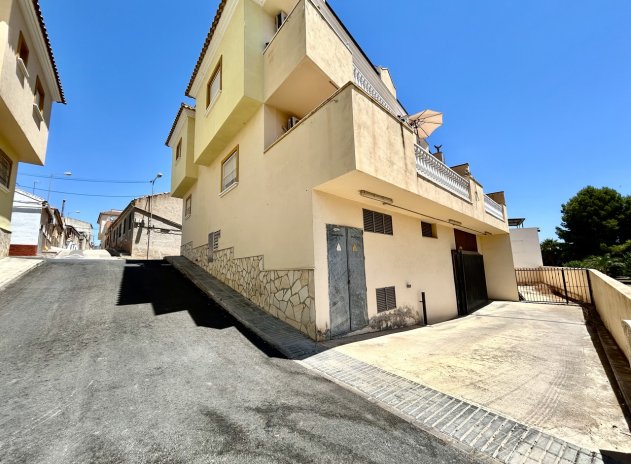 Resale - Apartment / Flat * - Torremendo *