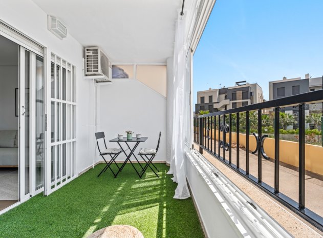 Resale - Apartment / Flat * - Playa Flamenca *