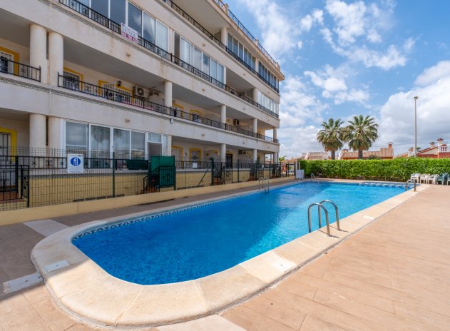 Resale - Apartment / Flat * - Playa Flamenca *