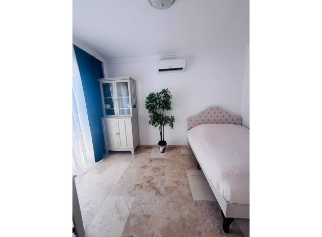 Herverkoop - Villa - Villamartin - Blue lagoon