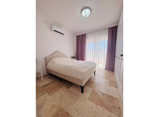 Herverkoop - Villa - Villamartin - Blue lagoon