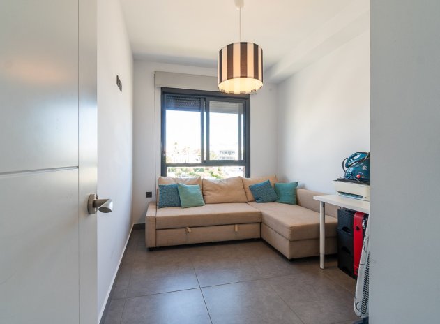 Herverkoop - Appartement - Villamartin - La fuente