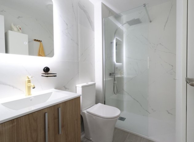 Herverkoop - Appartement - Torrevieja - Los Balcones