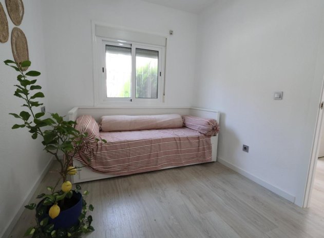 Herverkoop - Appartement - Torrevieja - Los Balcones