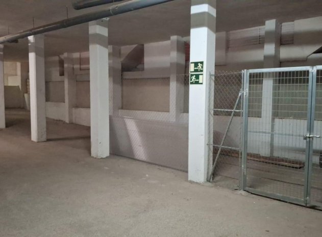 Herverkoop - Parkeerplaats / Garage - Orihuela Costa - La Florida