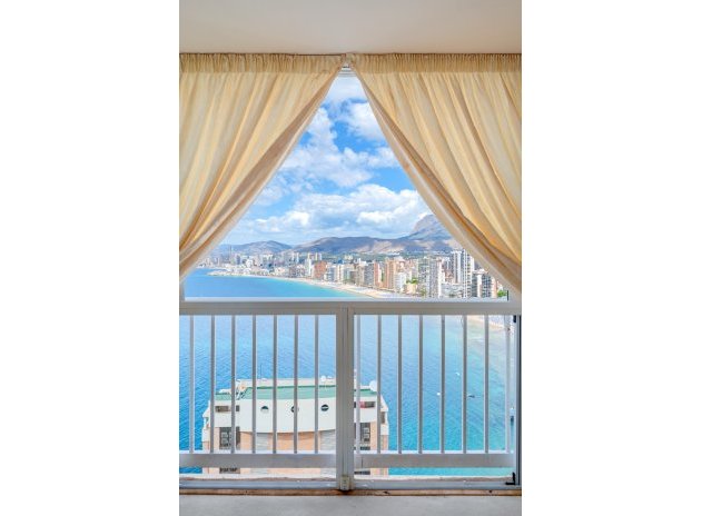 Resale - Apartment / Flat * - Benidorm *