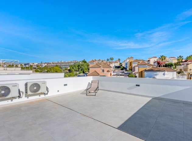 Herverkoop - Villa - Orihuela Costa - Blue lagoon