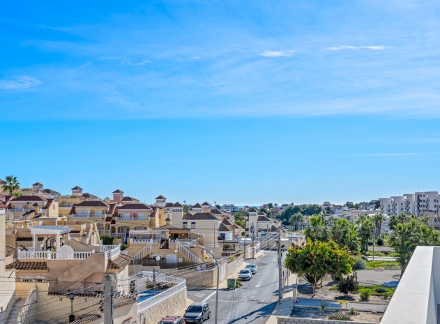 Herverkoop - Villa - Orihuela Costa - Blue lagoon