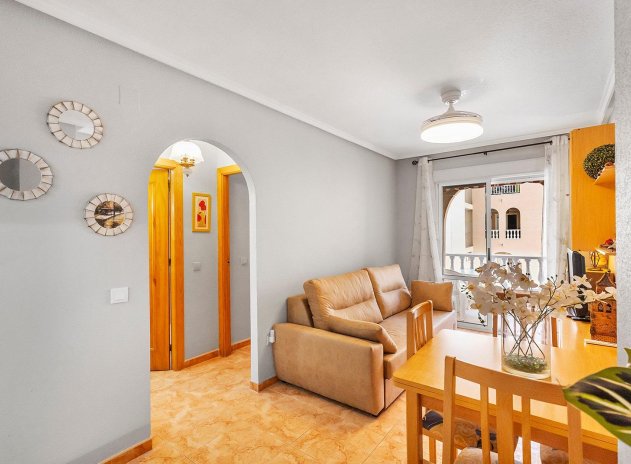 Herverkoop - Appartement - Torrevieja - Habaneras