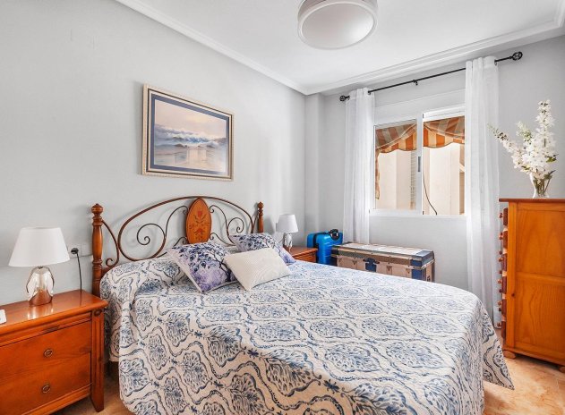 Herverkoop - Appartement - Torrevieja - Habaneras