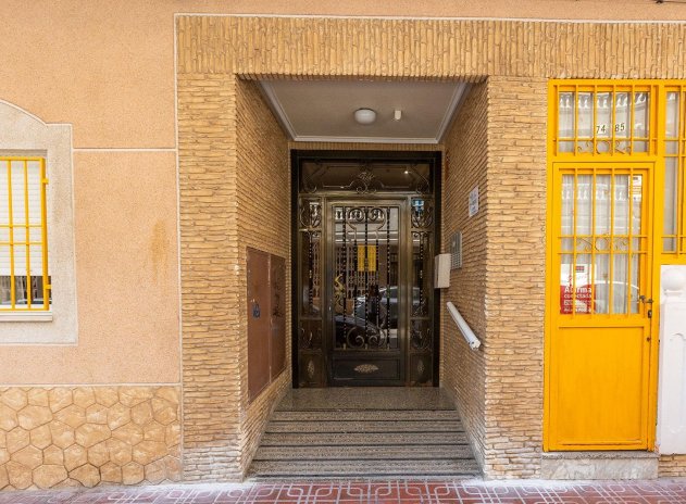 Herverkoop - Appartement - Torrevieja - Habaneras