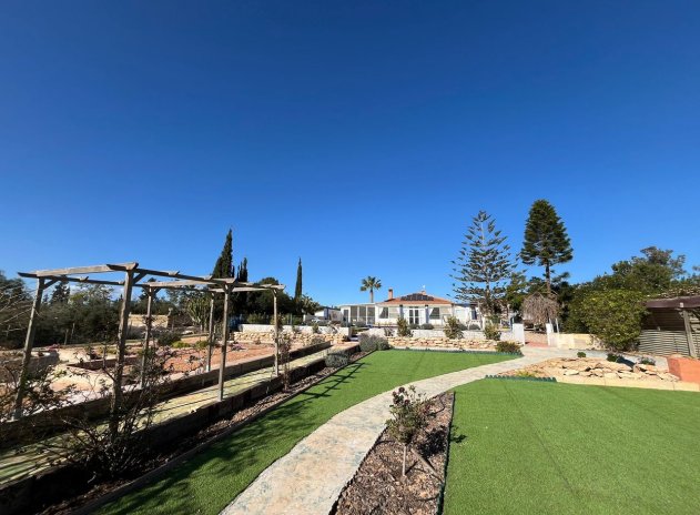 Resale - Villa * - La Torre Golf Resort