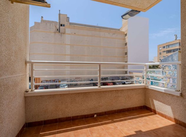 Resale - Apartment / Flat * - Torrevieja * - El Molino