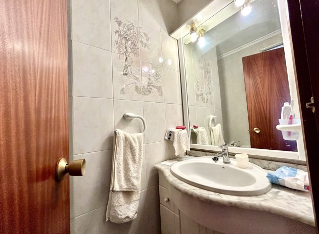 Resale - Apartment / Flat * - Punta Prima *