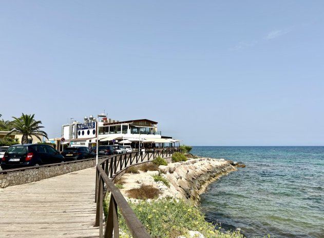 Resale - Apartment / Flat * - Punta Prima *
