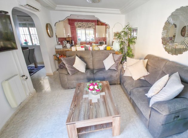 Resale - Villa * - Villamartin * - Villamartín * 