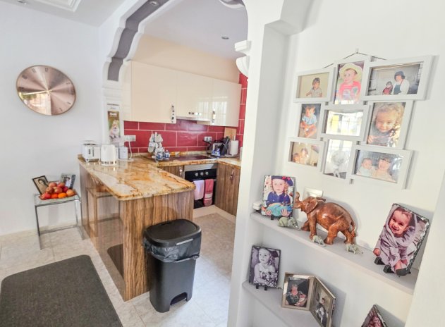 Resale - Villa * - Villamartin * - Villamartín * 