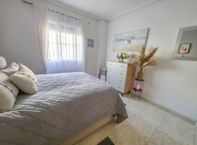 Resale - Villa * - Villamartin * - Villamartín * 