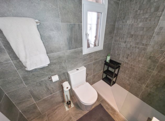 Resale - Villa * - Villamartin * - Villamartín * 