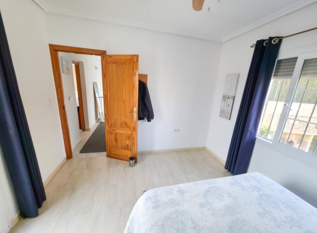 Resale - Villa * - Villamartin * - Villamartín * 