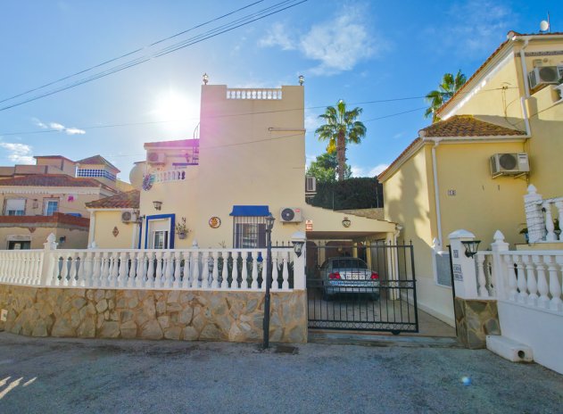 Resale - Villa * - Villamartin * - Villamartín * 