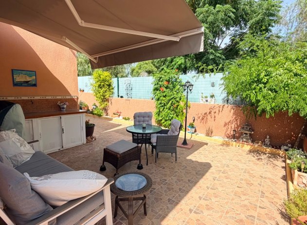 Herverkoop - Villa - Los Montesinos - La Herrada