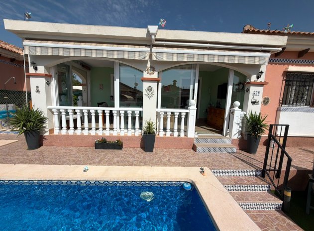 Herverkoop - Villa - Los Montesinos - La Herrada