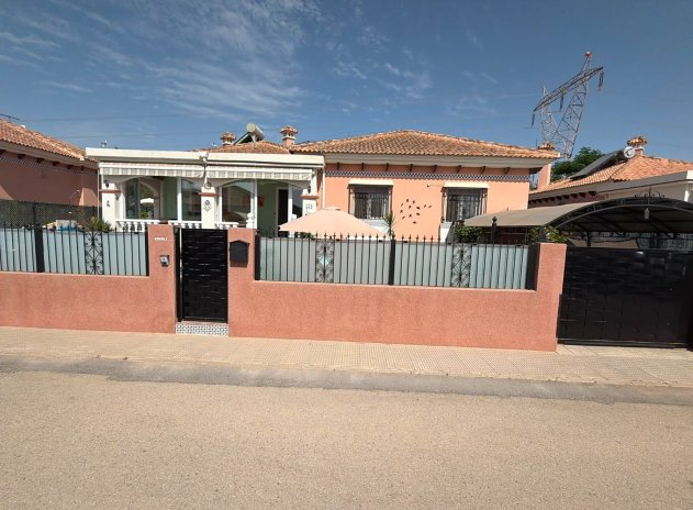 Herverkoop - Villa - Los Montesinos - La Herrada